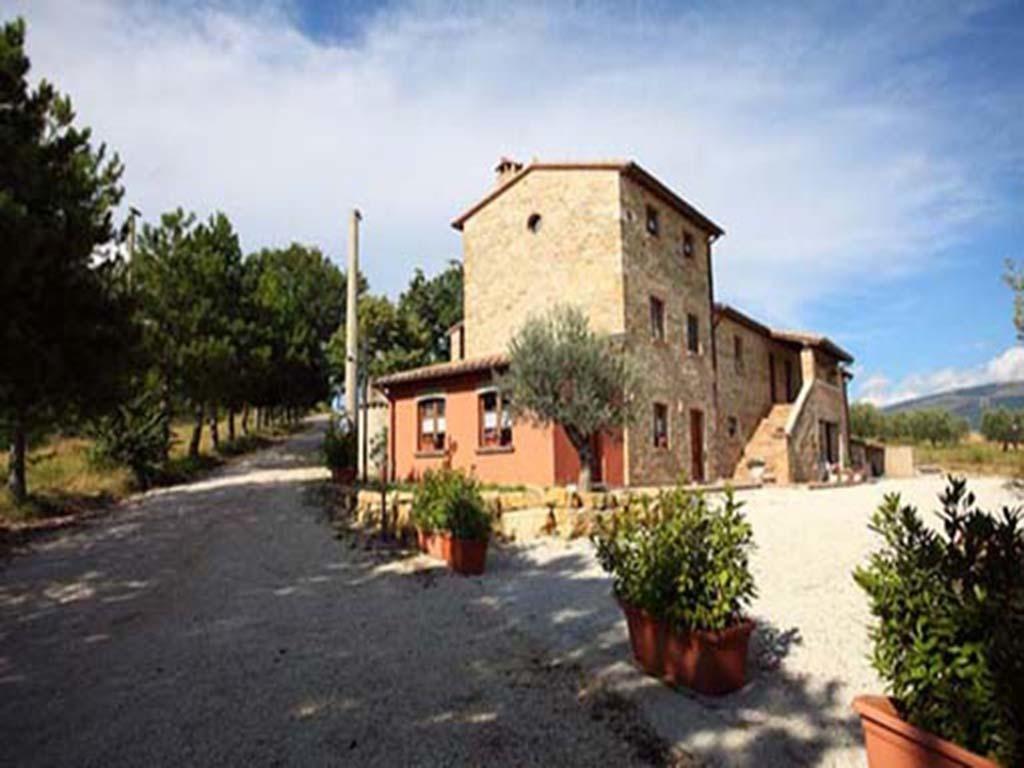 Villa Il Casalino Gualdo Tadino Exterior foto